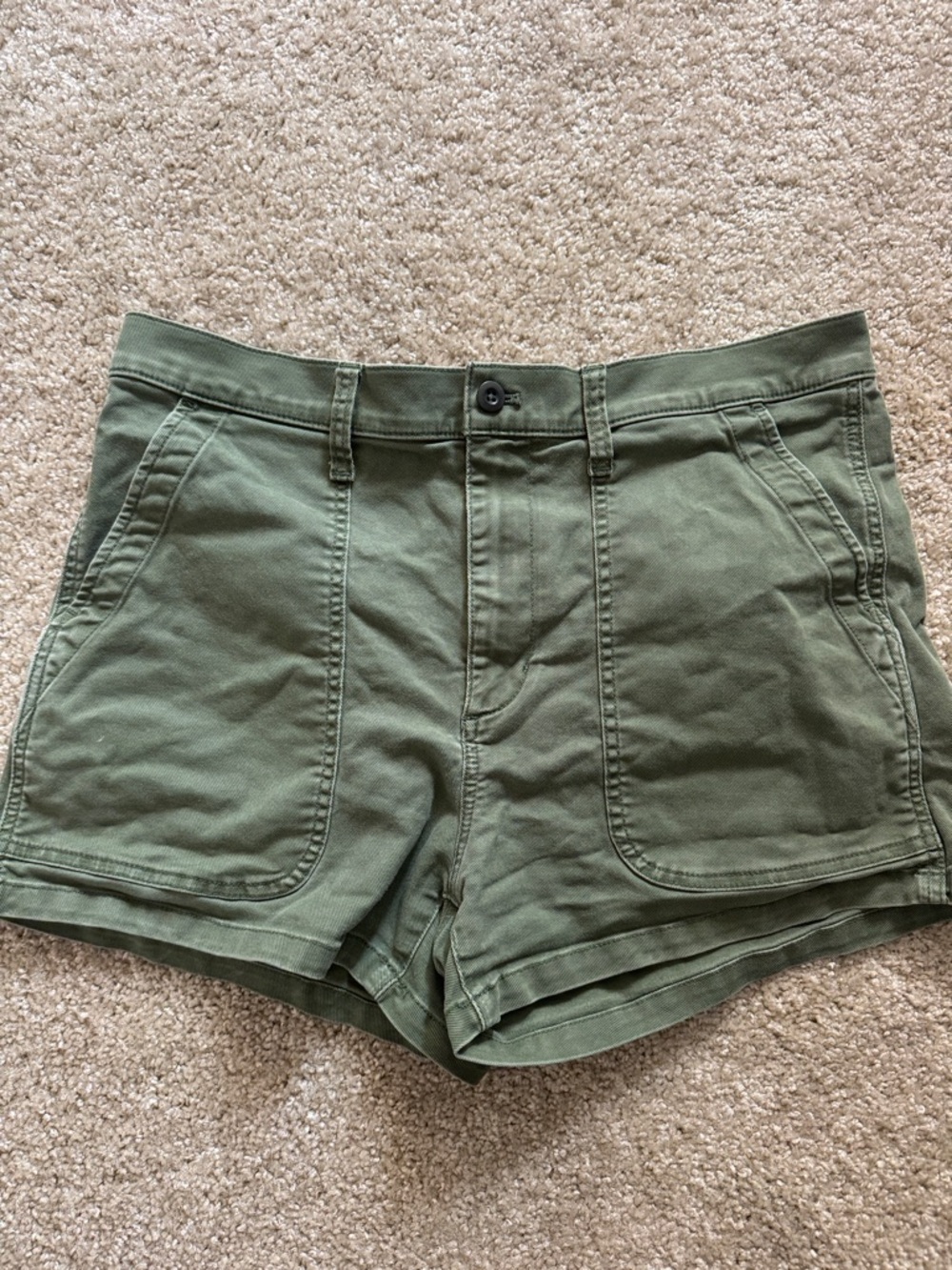 Madewell Olive Utility Patch-Pocket Shorts